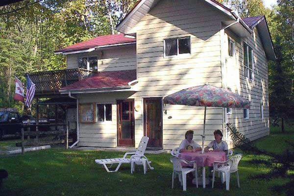 סאובל ביץ' Sunny Birch Cottages מראה חיצוני תמונה